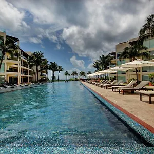elements-by-playa-moments.quintano-roohotels.com/