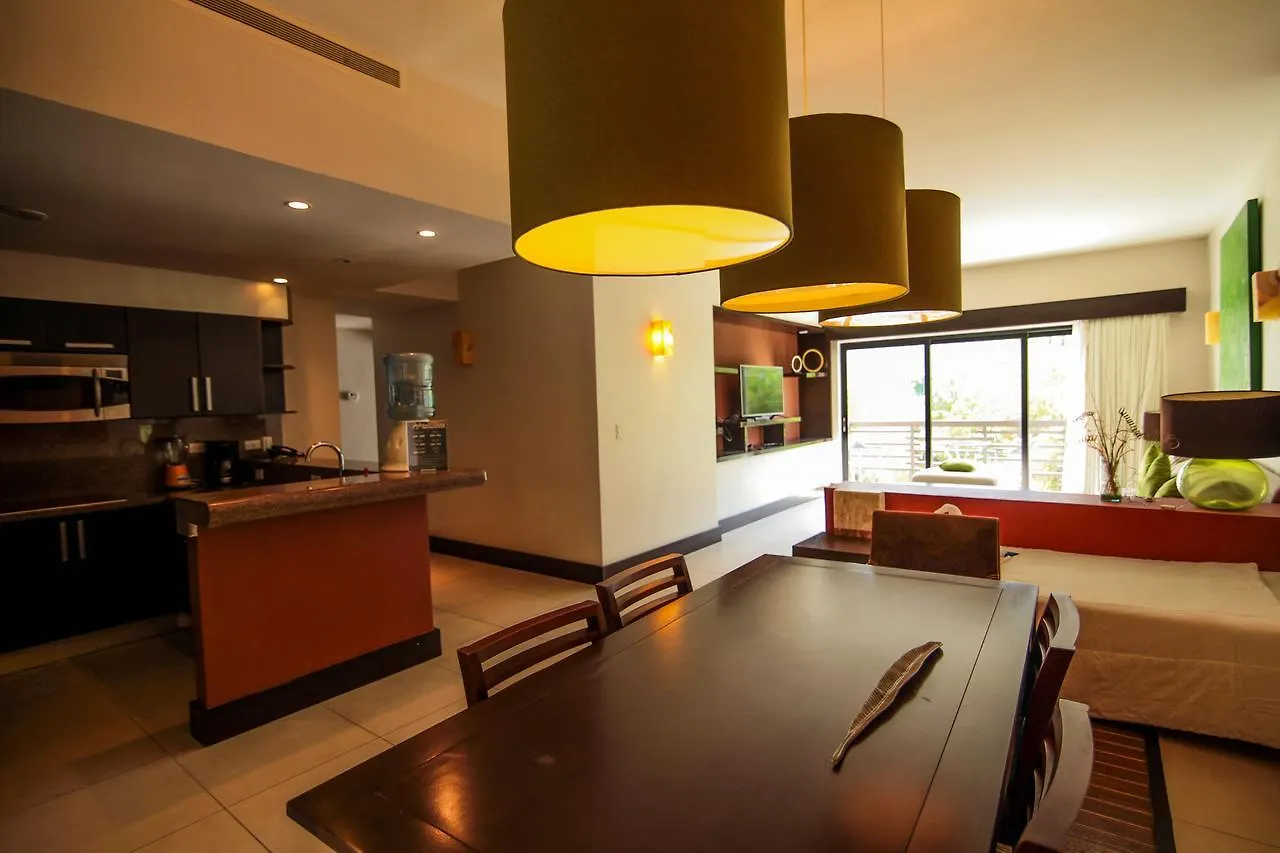 Aparthotel Aldea Thai By Blue Oceanfront Playa del Carmen