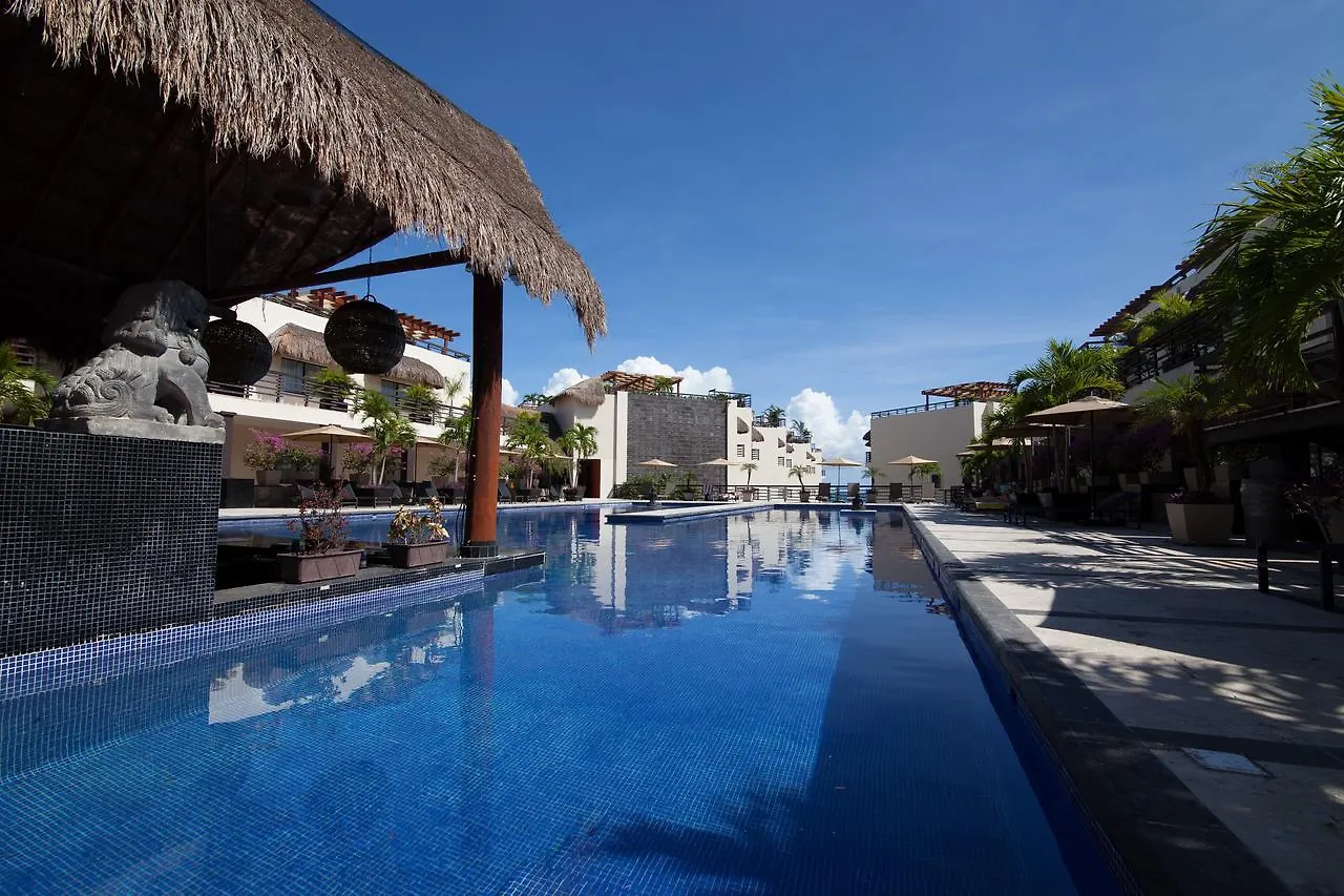 Aldea Thai By Blue Oceanfront Playa del Carmen Aparthotel