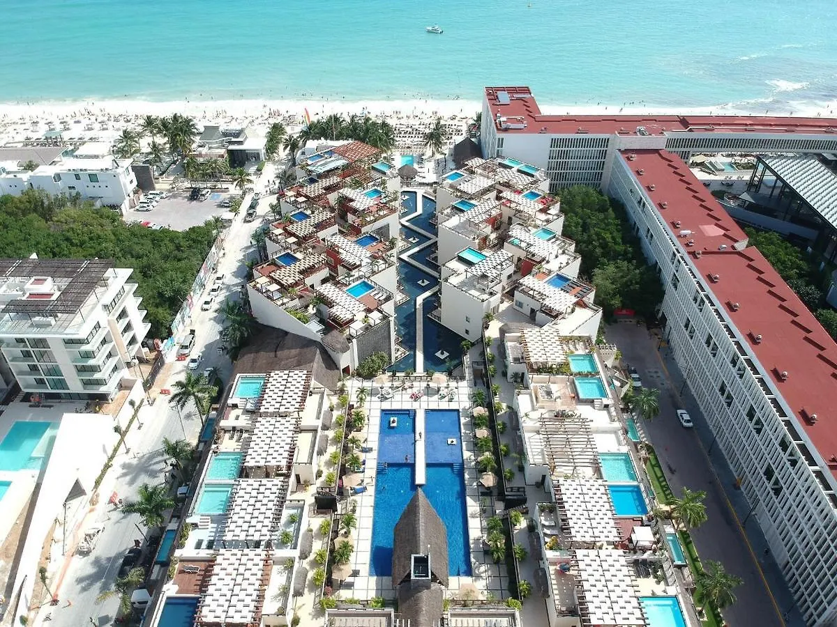Aldea Thai By Blue Oceanfront Playa del Carmen Aparthotel