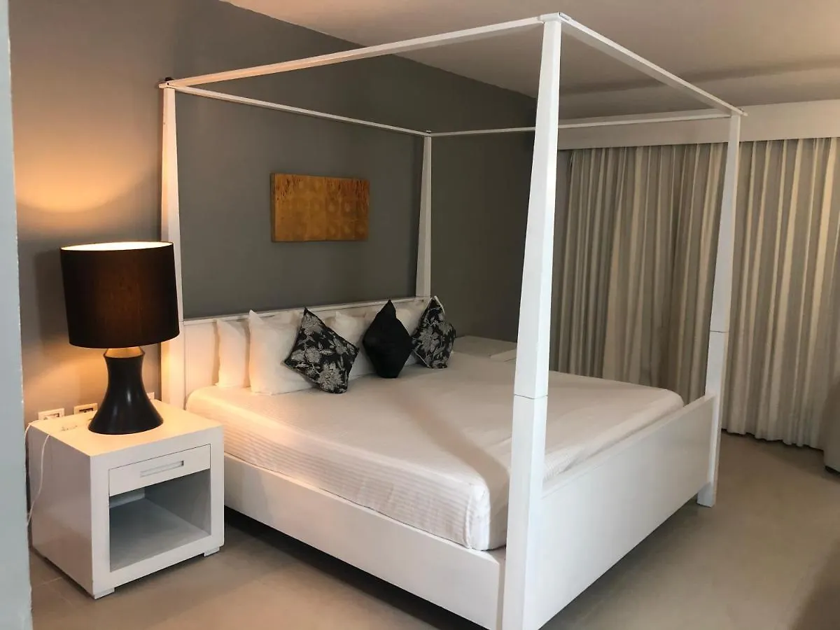 Aldea Thai By Blue Oceanfront Playa del Carmen Aparthotel