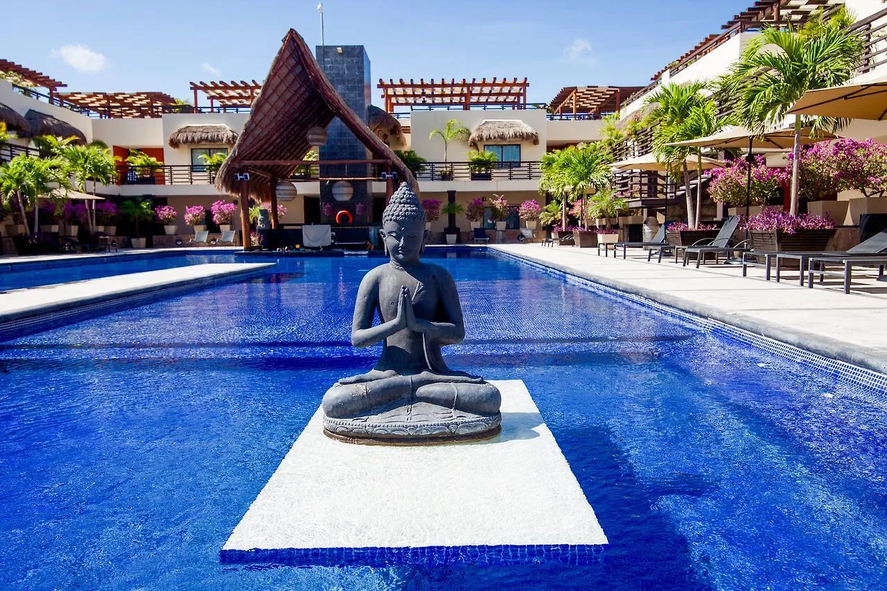 Aldea Thai By Blue Oceanfront Aparthotel Playa del Carmen