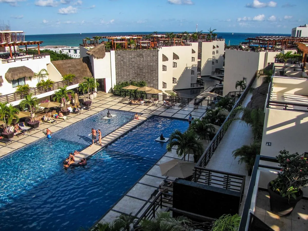 ****  Aldea Thai By Blue Oceanfront Aparthotel Playa del Carmen Mexico